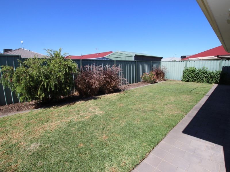 27 Tangerine Court, Aldinga Beach SA 5173