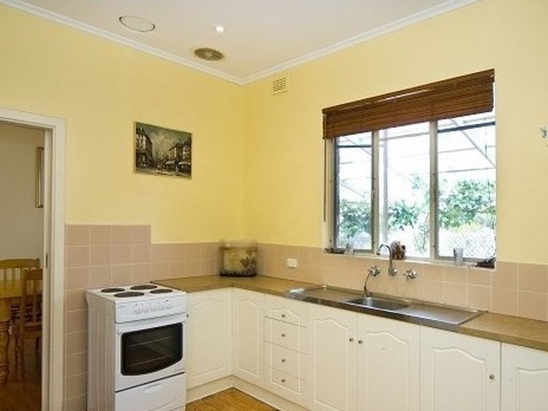 16A First Avenue, Moana SA 5169