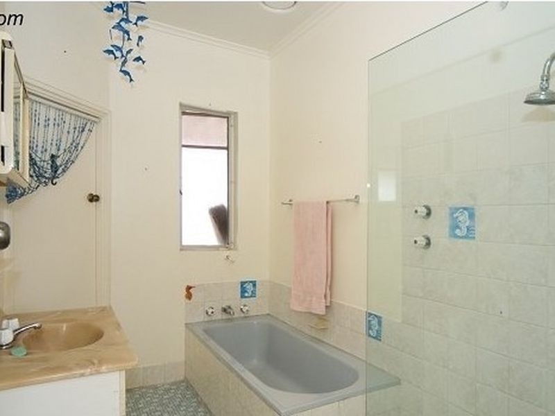 16A First Avenue, Moana SA 5169