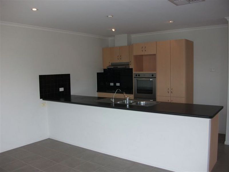 96 Pridham Boulevard, Aldinga Beach SA 5173