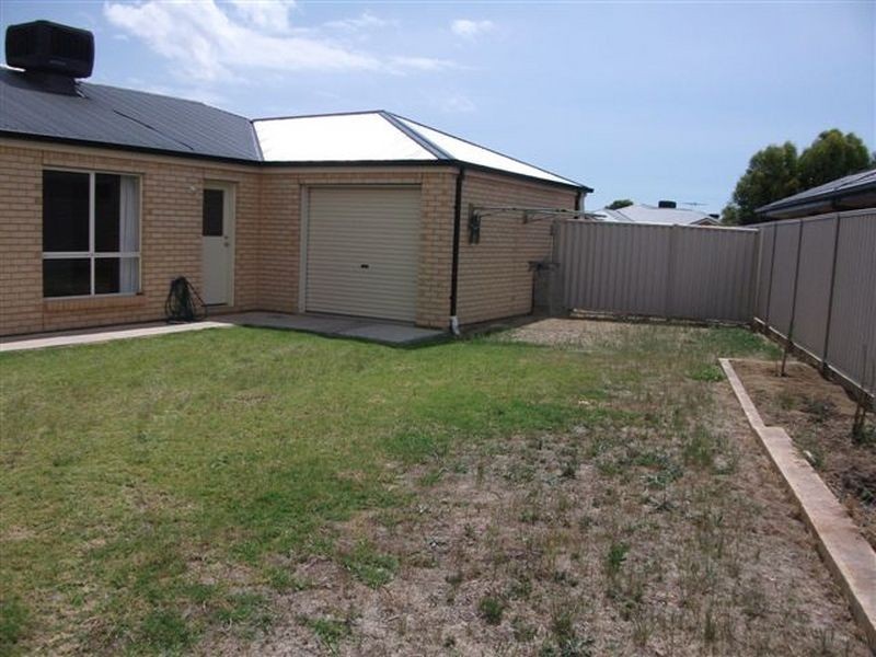96 Pridham Boulevard, Aldinga Beach SA 5173