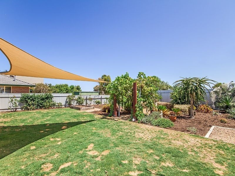 43 Macquarie Street, Moana SA 5169