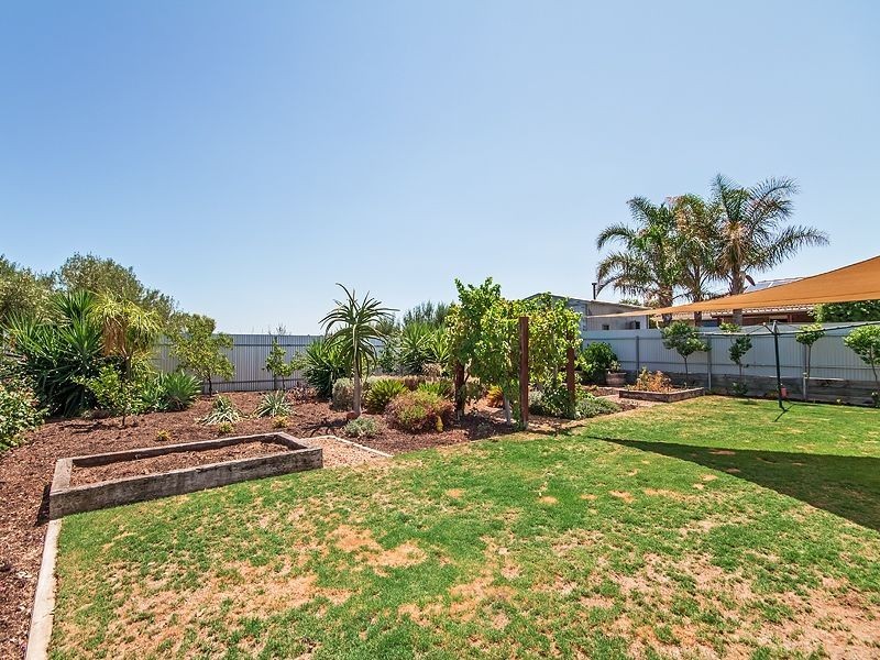 43 Macquarie Street, Moana SA 5169