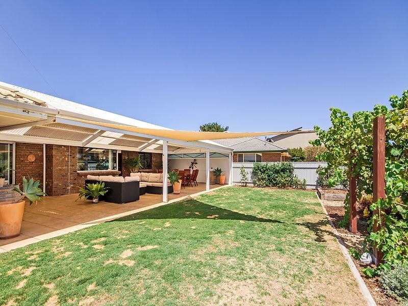 43 Macquarie Street, Moana SA 5169