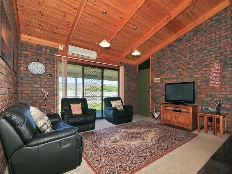 5 Coolangatta Drive, Aldinga Beach SA 5173