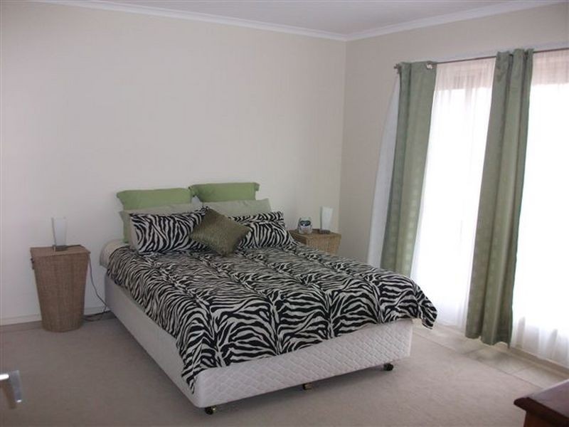 29 Dolphin Boulevard, Aldinga Beach SA 5173