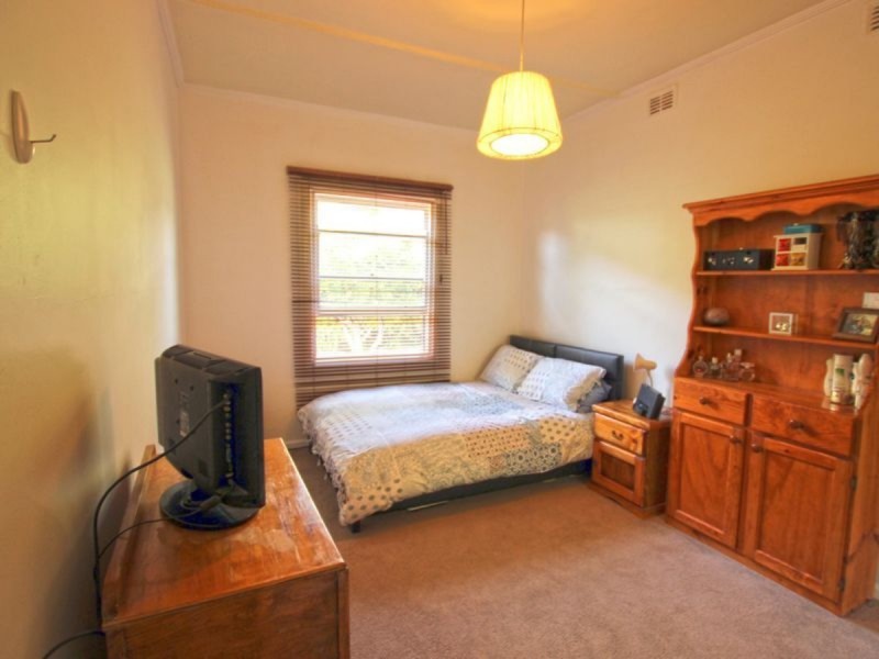 7 Clyde Terrace, Mount Compass SA 5210