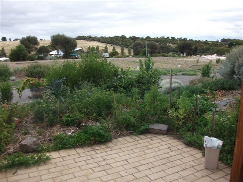 9 Tetragonia Walk, Aldinga Beach SA 5173