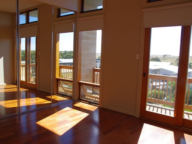 9 Tetragonia Walk, Aldinga Beach SA 5173