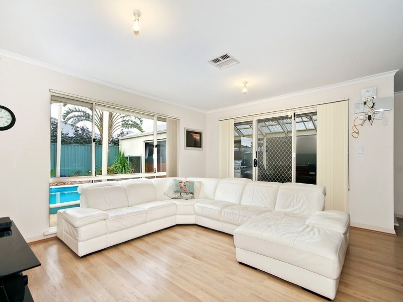 21 Aquamarine Avenue, Aldinga Beach SA 5173