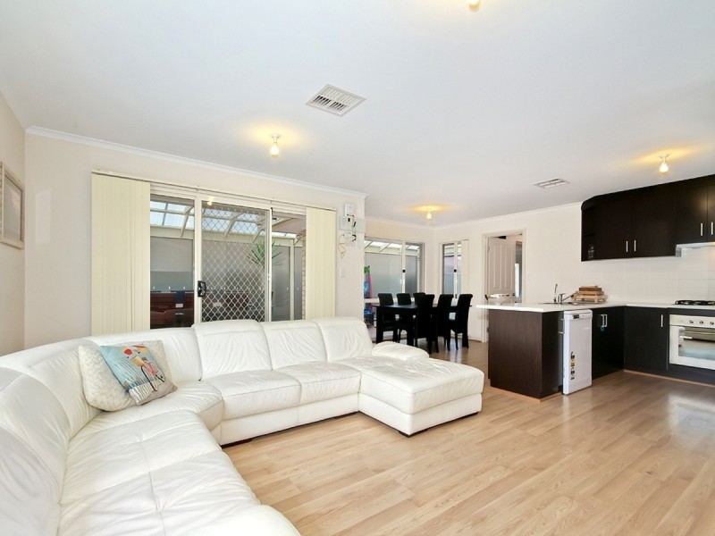 21 Aquamarine Avenue, Aldinga Beach SA 5173