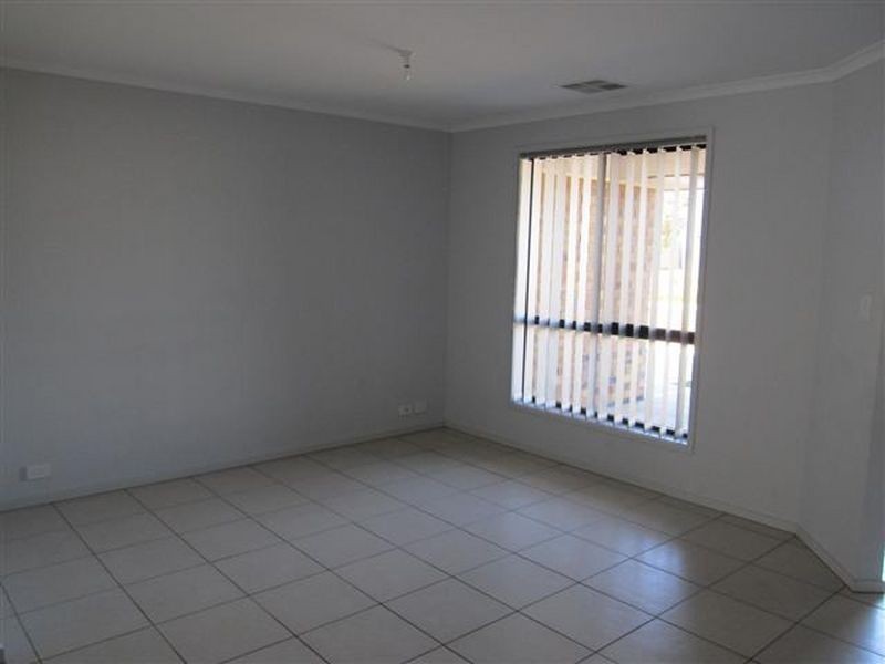 19 Atlantis Avenue, Seaford Meadows SA 5169