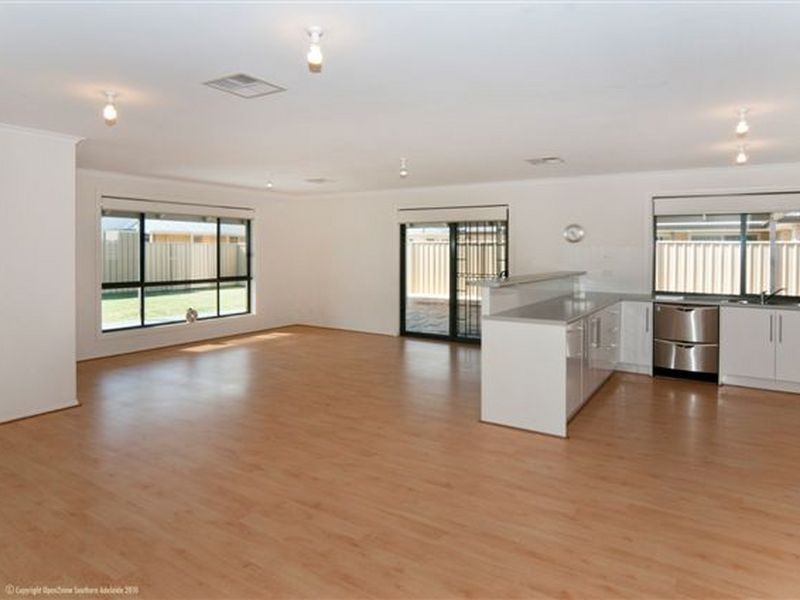 21 Dover Street, Aldinga Beach SA 5173