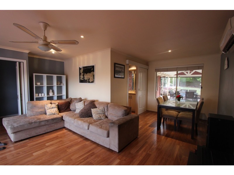 23 Parkes Avenue, Woodcroft SA 5162