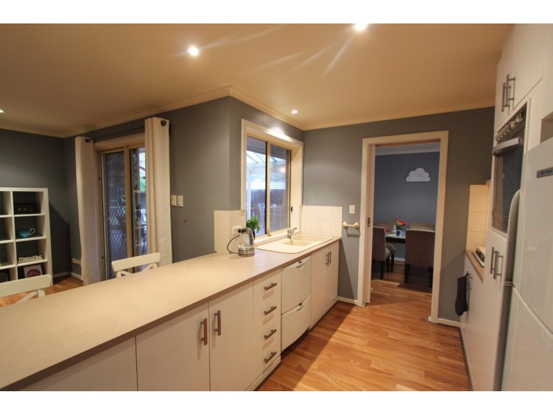 23 Parkes Avenue, Woodcroft SA 5162