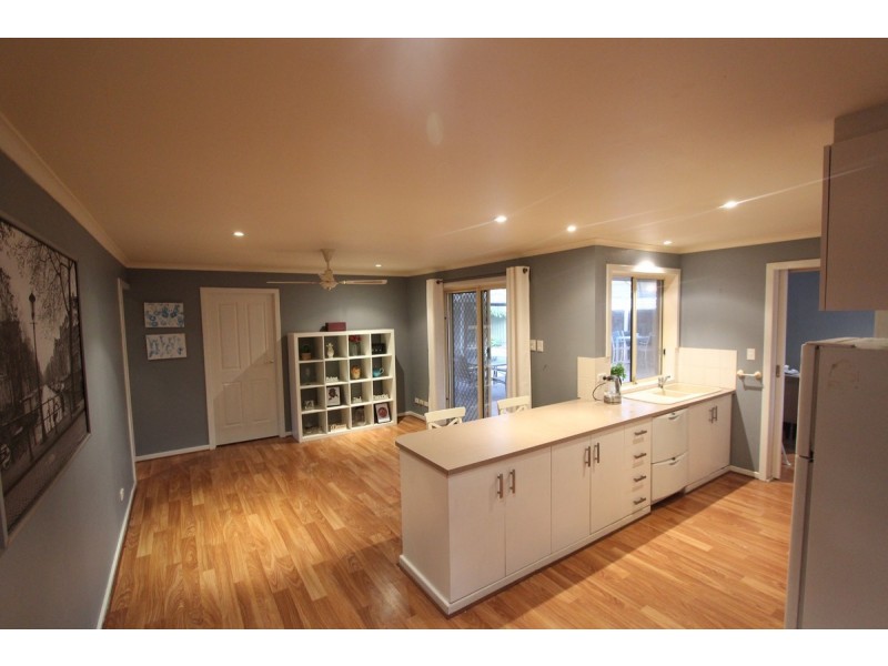 23 Parkes Avenue, Woodcroft SA 5162