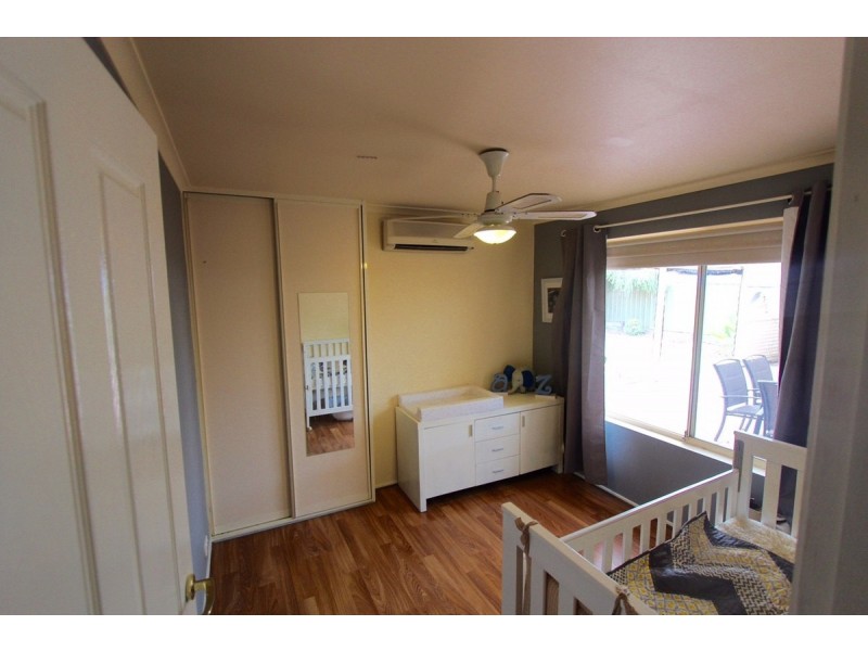 23 Parkes Avenue, Woodcroft SA 5162