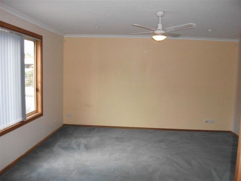 2 Finland Court, Hackham West SA 5163