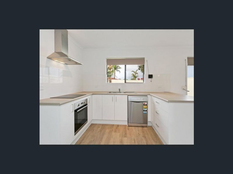 1/1 Decaux Avenue, Port Willunga SA 5173
