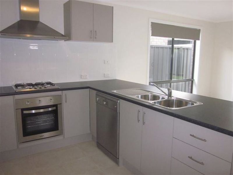 43A Quinliven Road, Aldinga Beach SA 5173