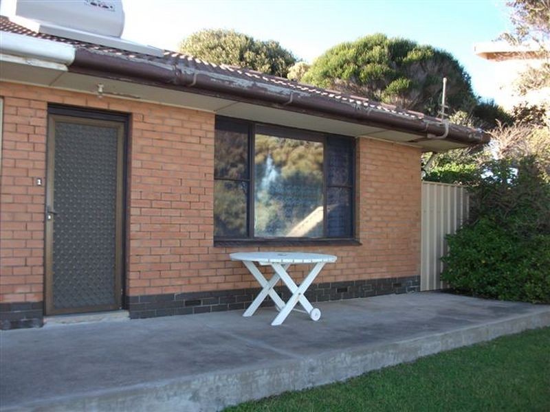 1/243 Esplanade, Aldinga Beach SA 5173