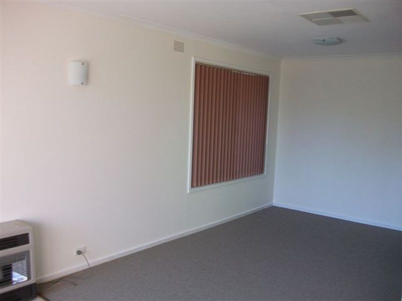 28 Macquarie Street, Moana SA 5169