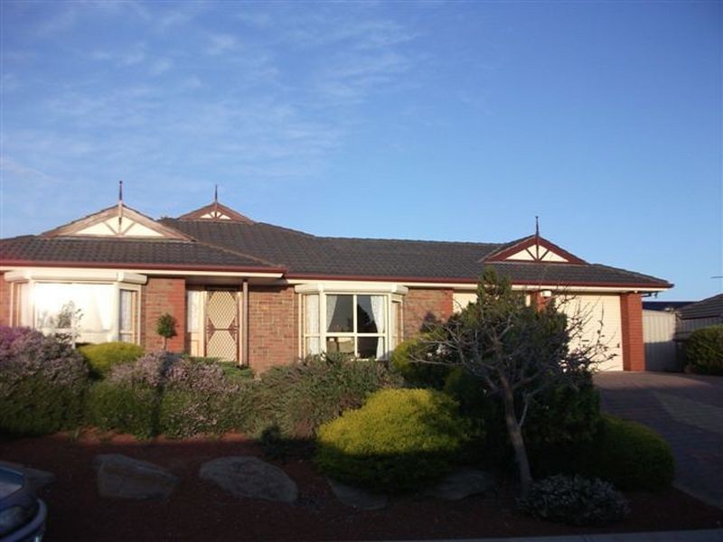 19 Hazeltine Drive, Seaford Rise SA 5169