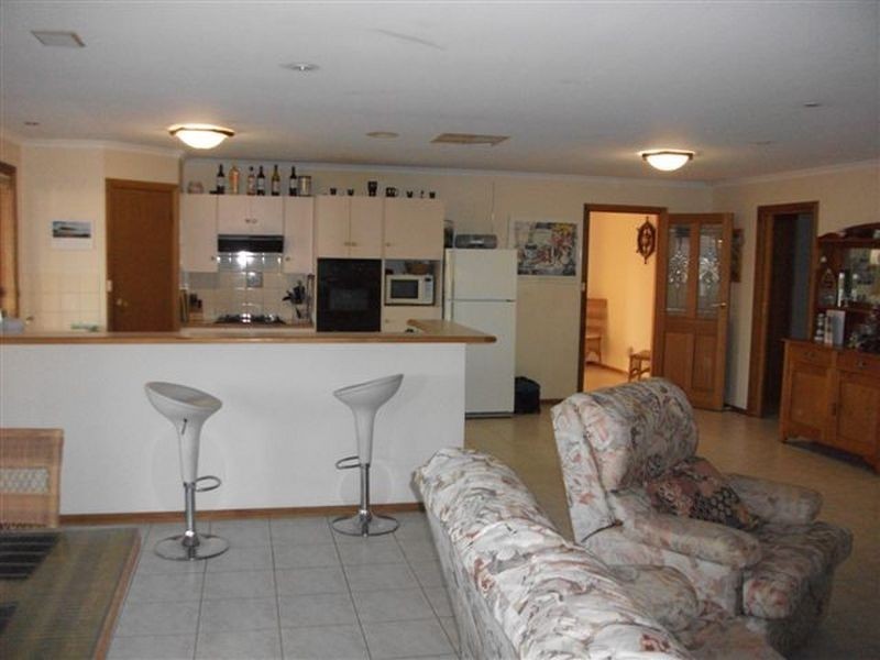 19 Hazeltine Drive, Seaford Rise SA 5169