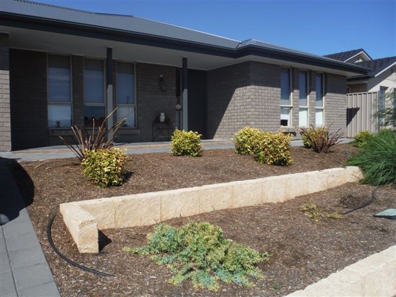 16 Anglesea Lane, Seaford Rise SA 5169