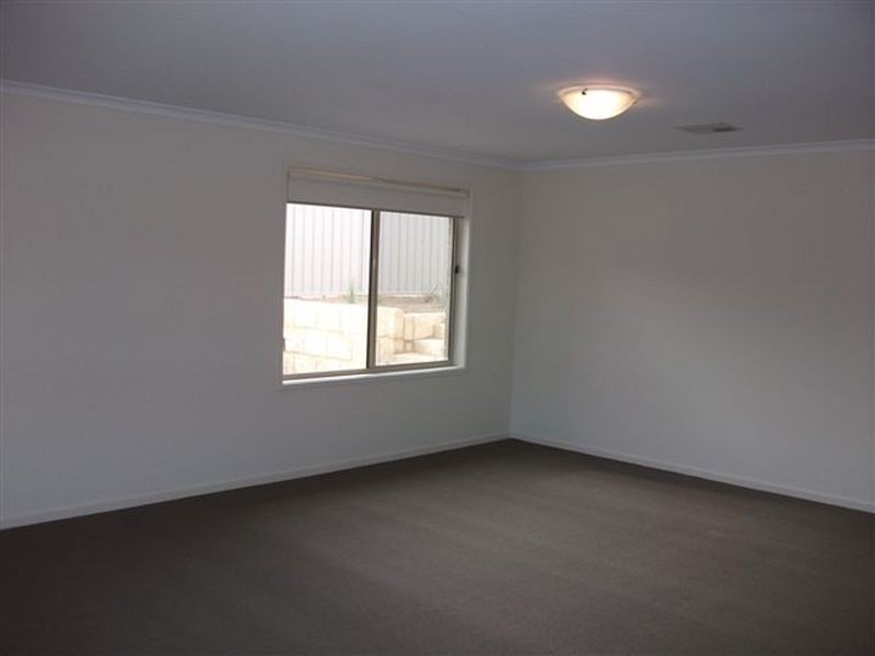 16 Anglesea Lane, Seaford Rise SA 5169