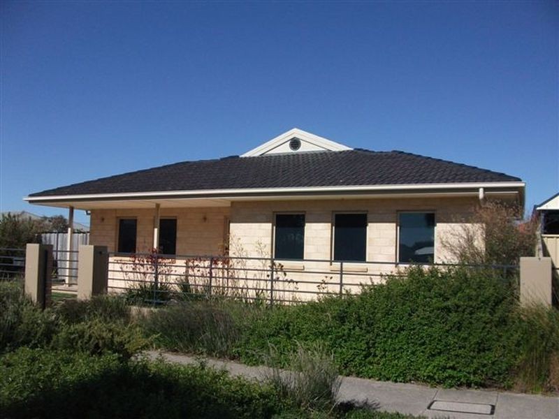 12 Kipsy Walk, Aldinga Beach SA 5173