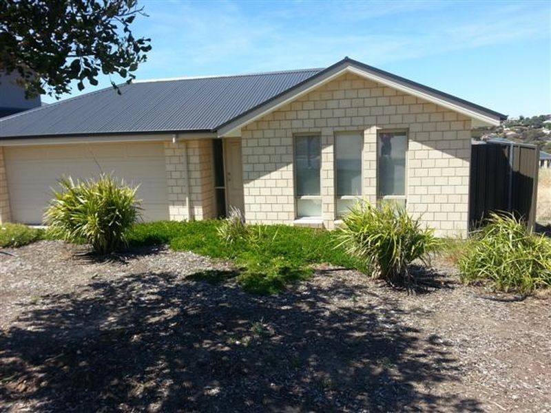 15 Bayley Circuit, Trott Park SA 5158