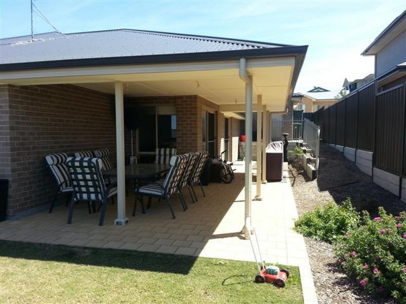 15 Bayley Circuit, Trott Park SA 5158