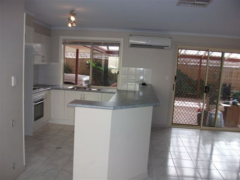 5 Sturt Place, Mount Compass SA 5210