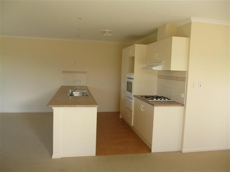 86 Quinliven Road, Aldinga Beach SA 5173