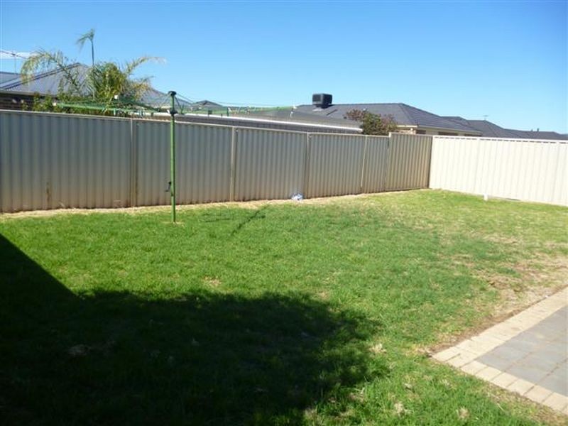 86 Quinliven Road, Aldinga Beach SA 5173