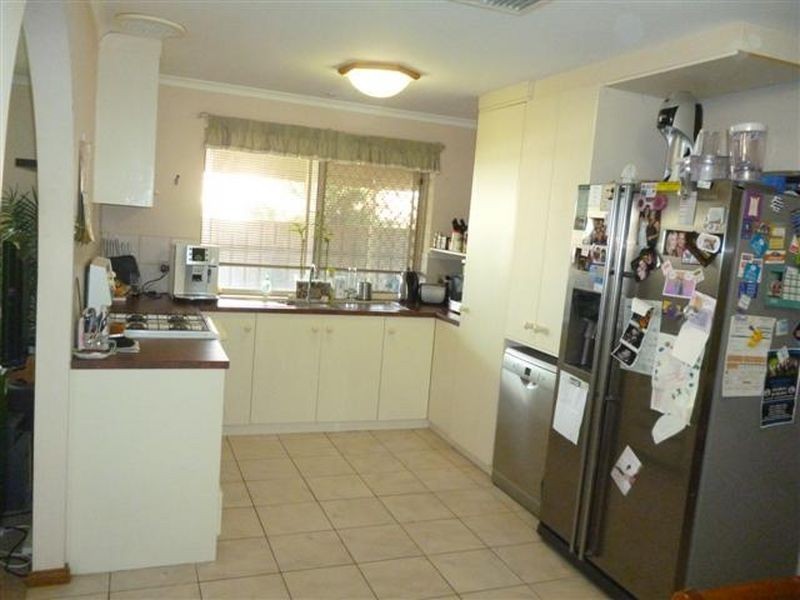 6 Treasure Place, Seaford Rise SA 5169