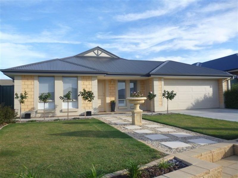 30 Rymill Avenue, Encounter Bay SA 5211