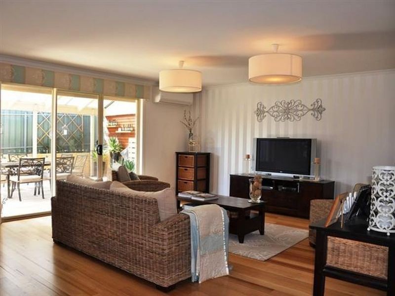 30 Rymill Avenue, Encounter Bay SA 5211