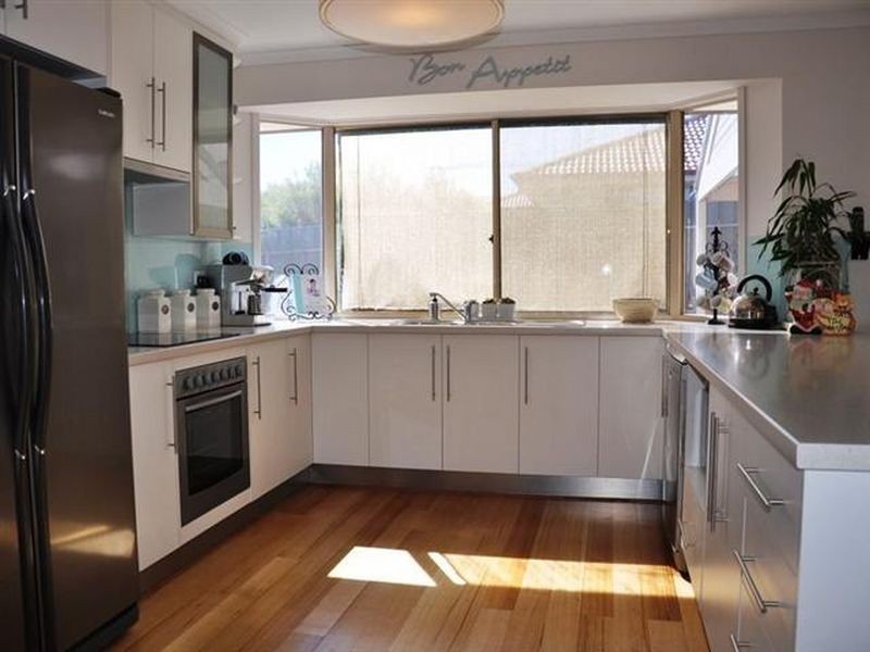 30 Rymill Avenue, Encounter Bay SA 5211