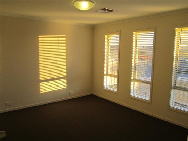 6 Miranda Place, Seaford Meadows SA 5169