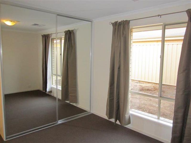 6 Miranda Place, Seaford Meadows SA 5169