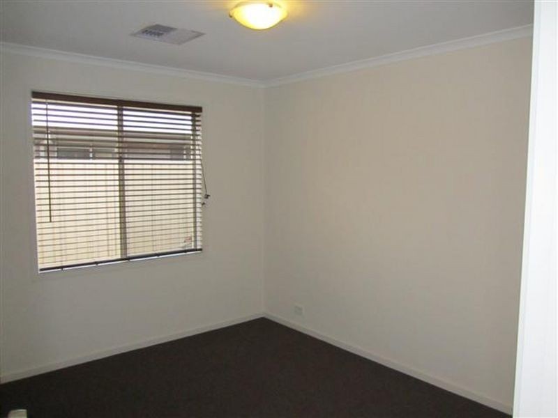 6 Miranda Place, Seaford Meadows SA 5169