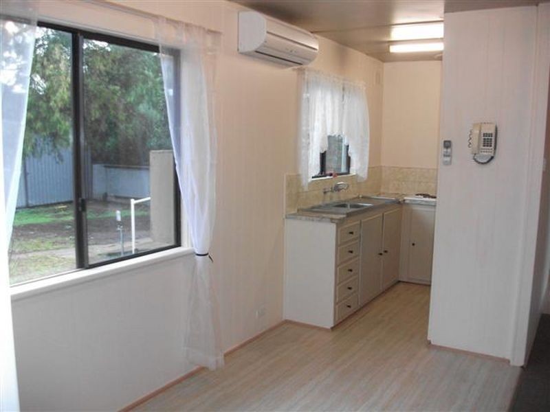 8 Wigham Road, Aldinga Beach SA 5173