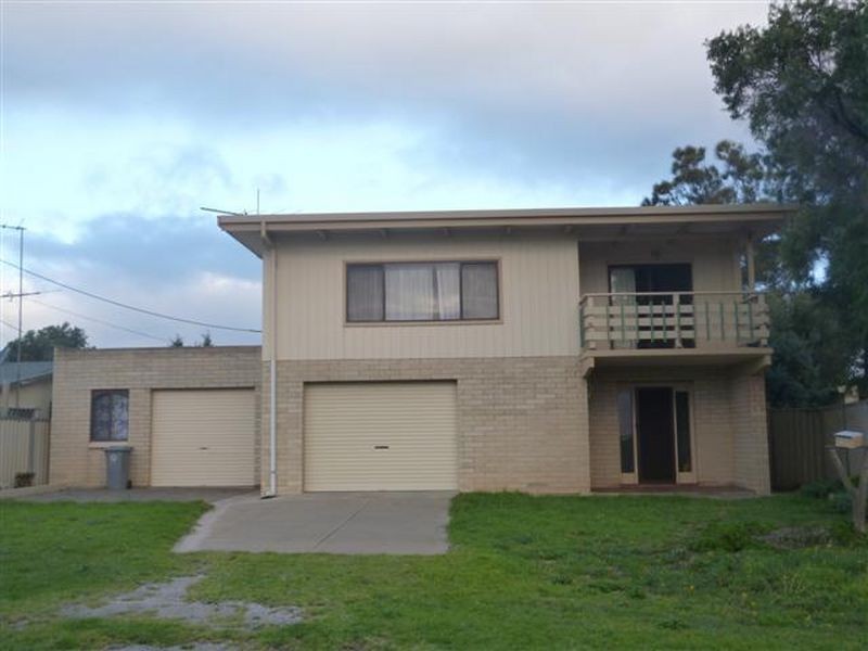 2 Stock Street, Aldinga Beach SA 5173