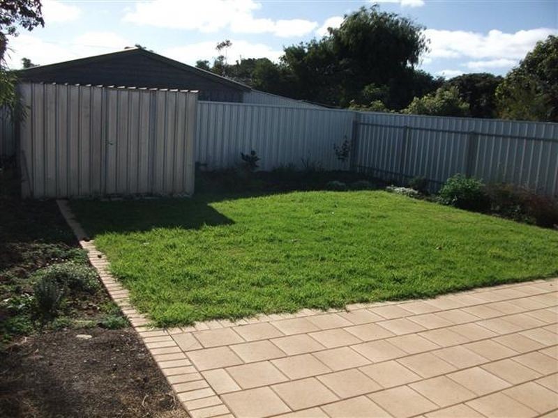 37 Irving Road, Aldinga Beach SA 5173
