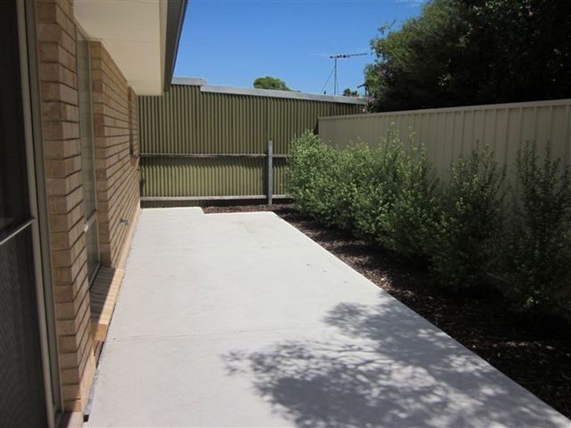 1 Albany Avenue, Port Noarlunga South SA 5167