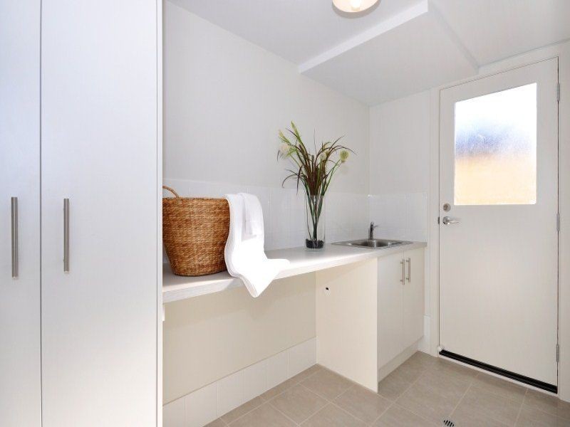 11a Griffiths Drive, Moana SA 5169