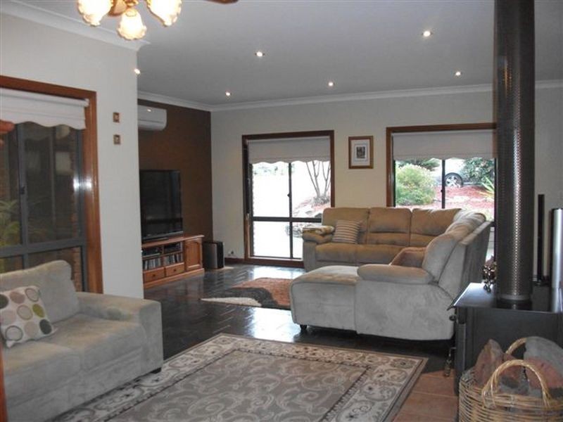 19 Plaza Avenue, Sellicks Beach SA 5174
