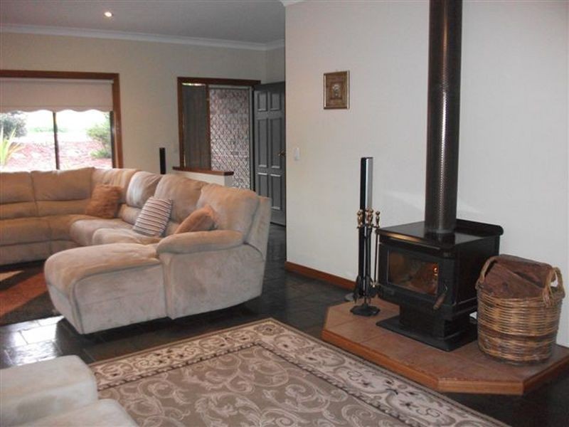 19 Plaza Avenue, Sellicks Beach SA 5174